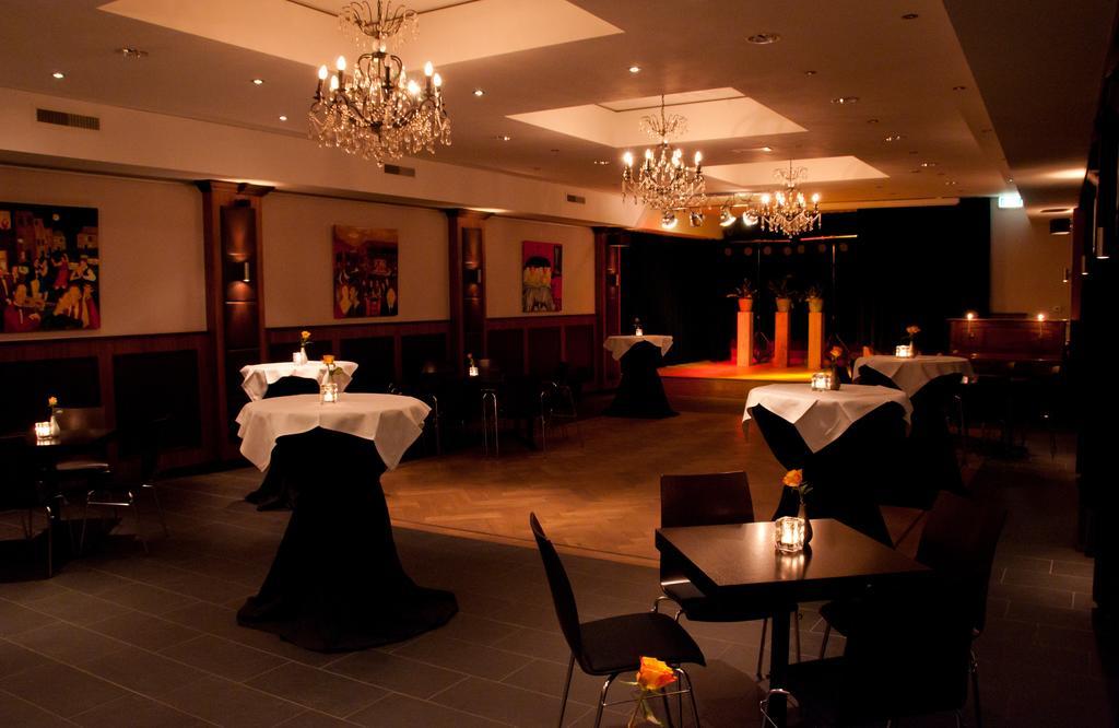Hotel Restaurant St. Lambert Helmond Exterior foto