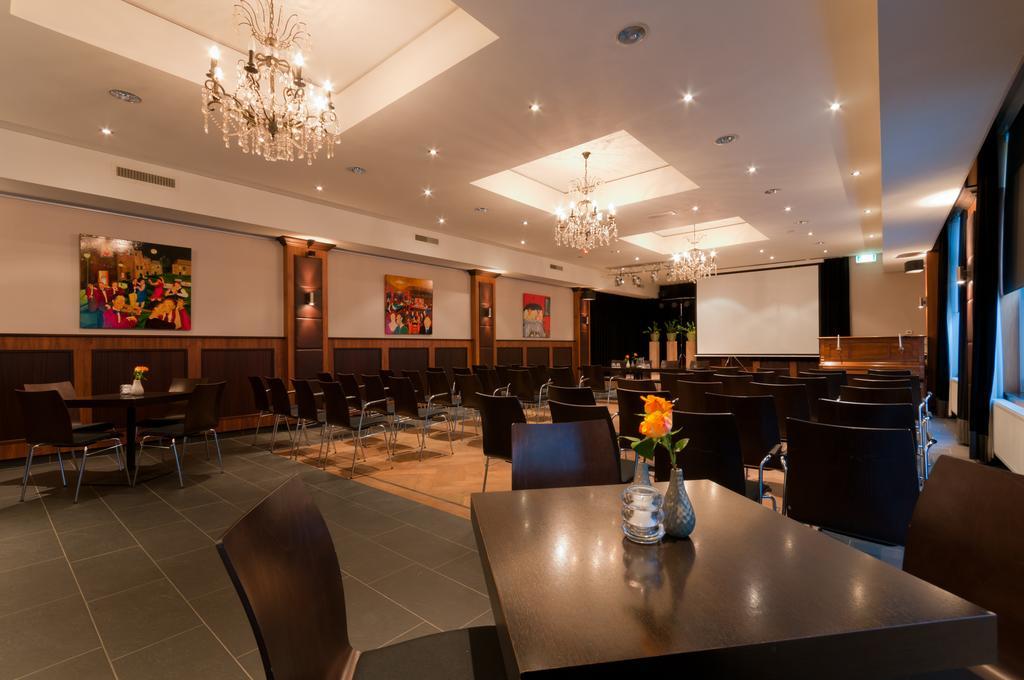 Hotel Restaurant St. Lambert Helmond Exterior foto