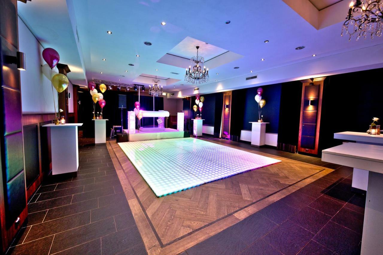 Hotel Restaurant St. Lambert Helmond Exterior foto